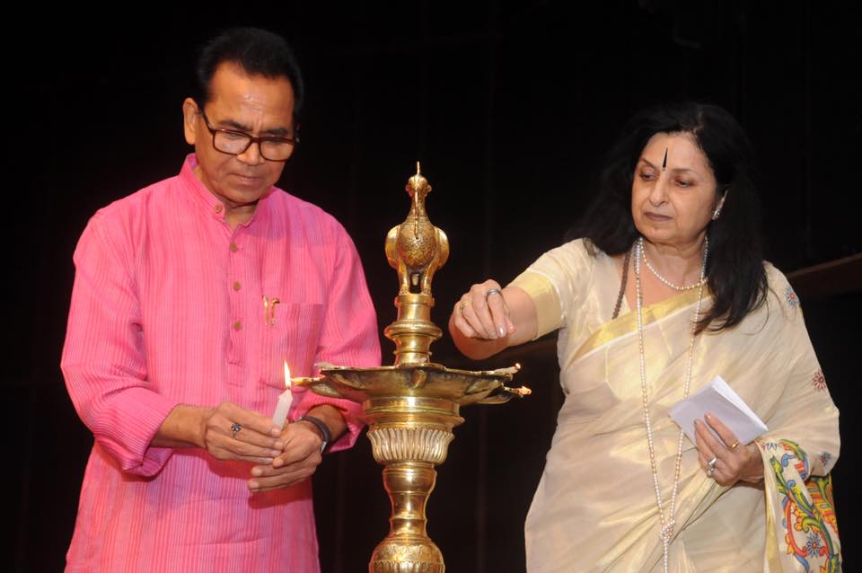 Dr.Ashok Chakradhar with Founder Director Mrs NaliniMalhotra Jain